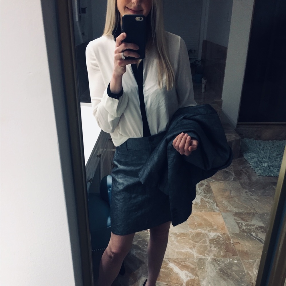 Loft Two Piece Linen Skirt Suit Set - Like New!